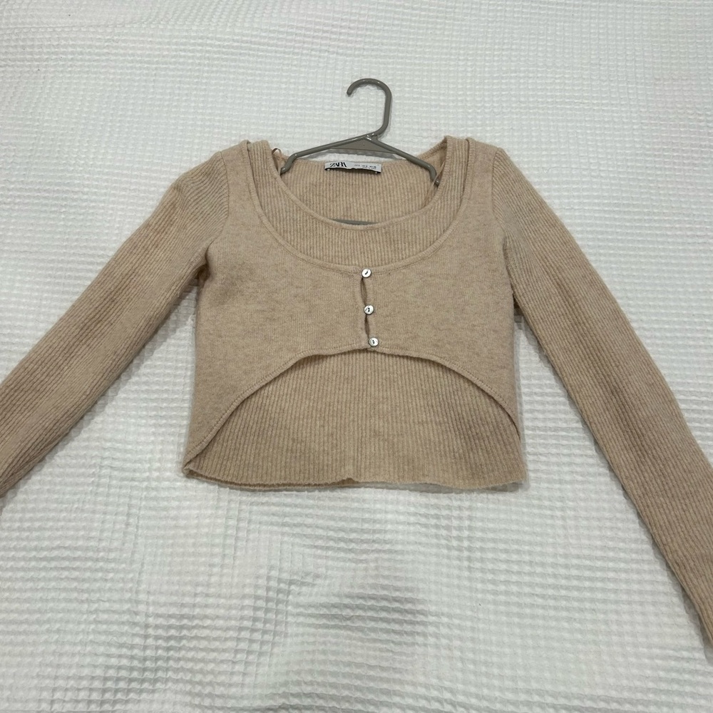 Zara Women's Tan Sweater